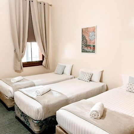 Neath Hotel מראה חיצוני תמונה
