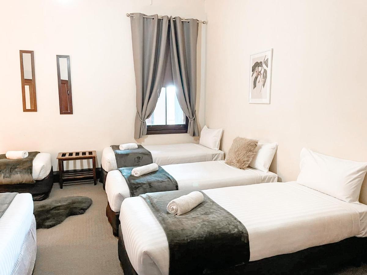 Neath Hotel מראה חיצוני תמונה
