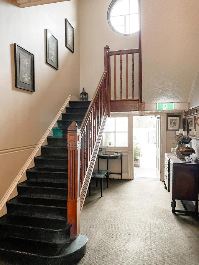 Neath Hotel מראה חיצוני תמונה