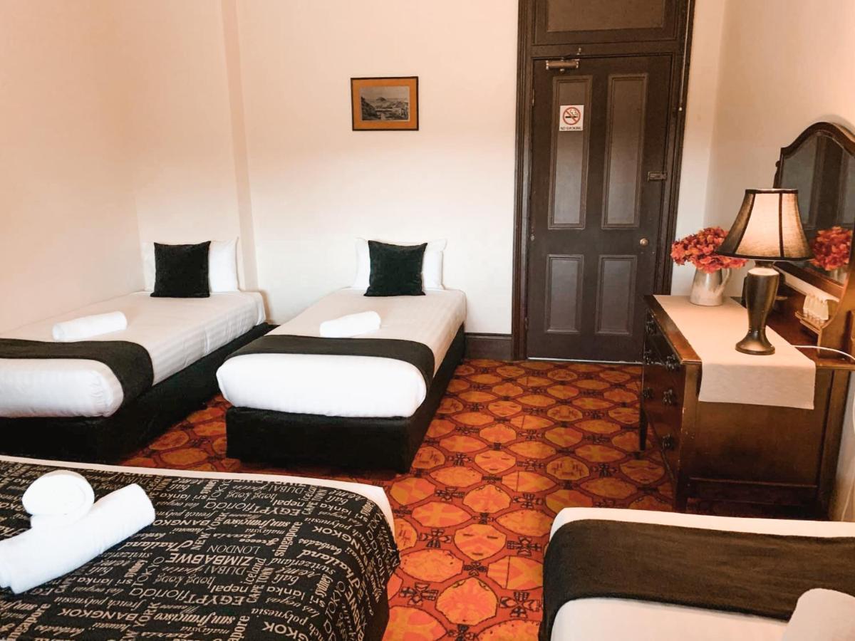 Neath Hotel מראה חיצוני תמונה
